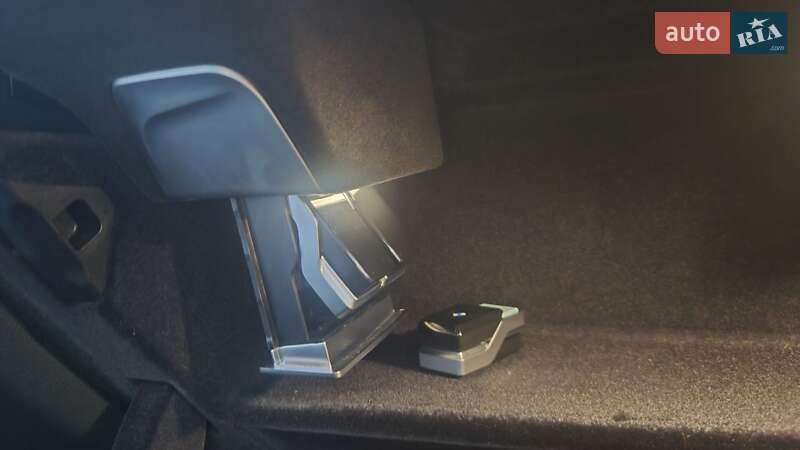 Седан BMW 7 Series 2019 в Луцке