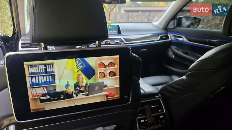 Седан BMW 7 Series 2019 в Луцке
