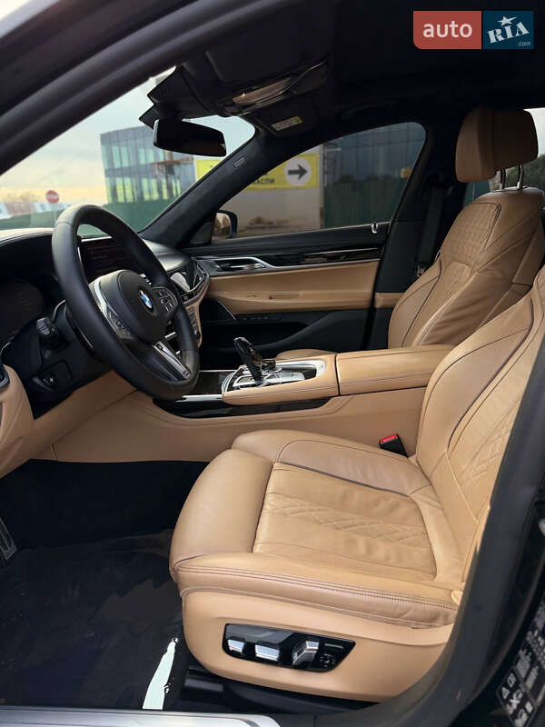 Седан BMW 7 Series 2019 в Киеве фото 16 Седан BMW 7 Series 2019 в Киеве