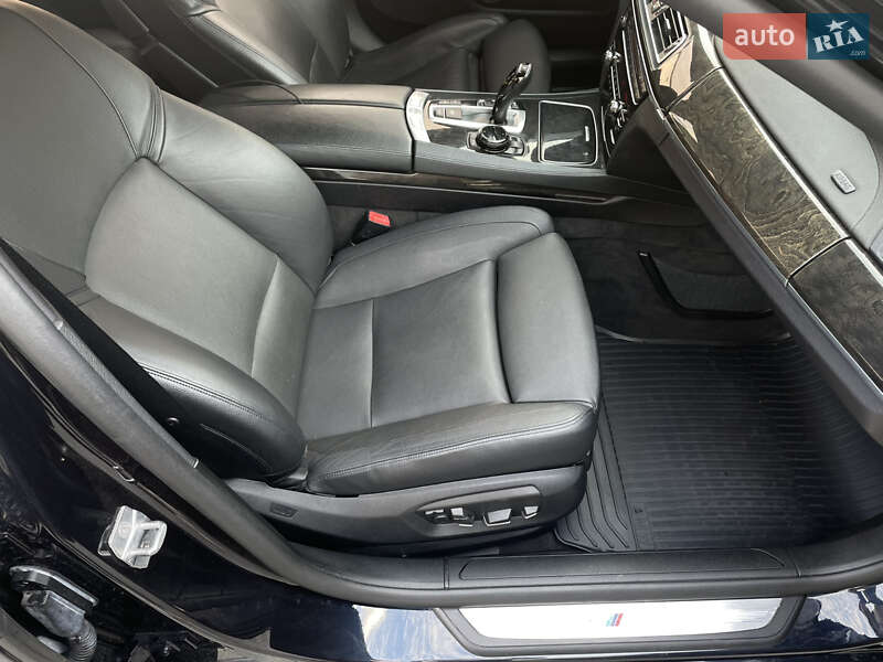 Седан BMW 7 Series 2013 в Луцке
