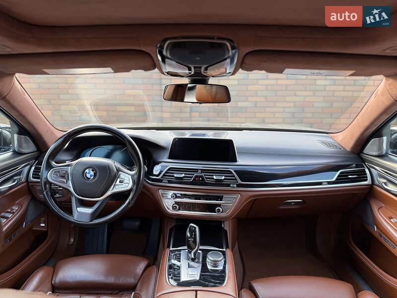 Седан BMW 7 Series 2016 в Вінниці