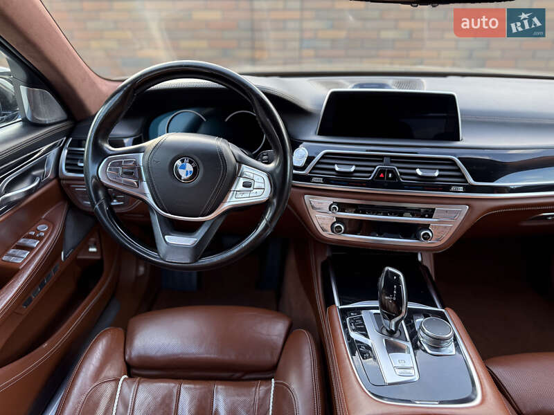 Седан BMW 7 Series 2016 в Вінниці