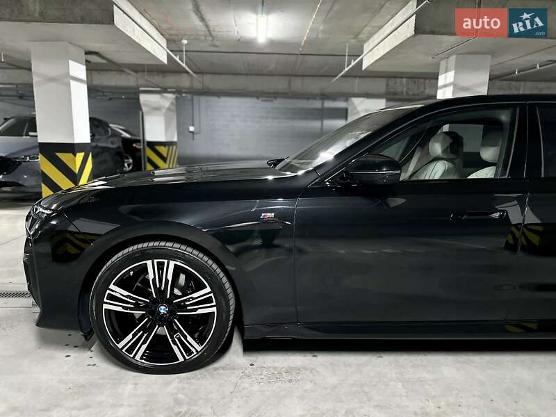 Седан BMW 7 Series 2024 в Дніпрі фото 6 Седан BMW 7 Series 2024 в Дніпрі