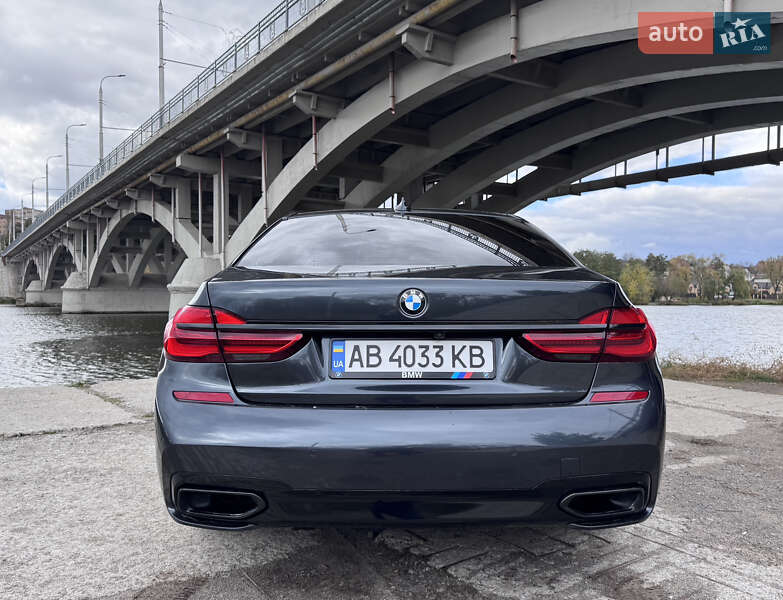 Седан BMW 7 Series 2018 в Виннице