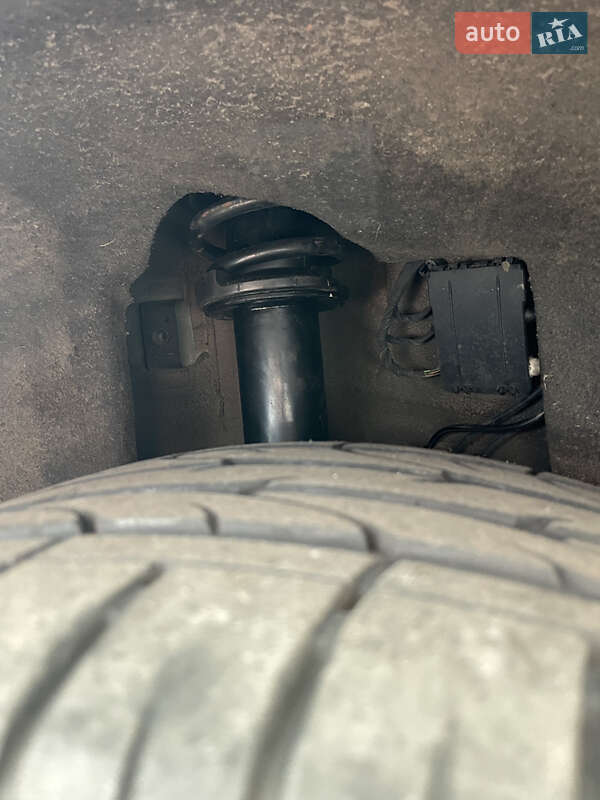 Седан BMW 7 Series 2011 в Києві