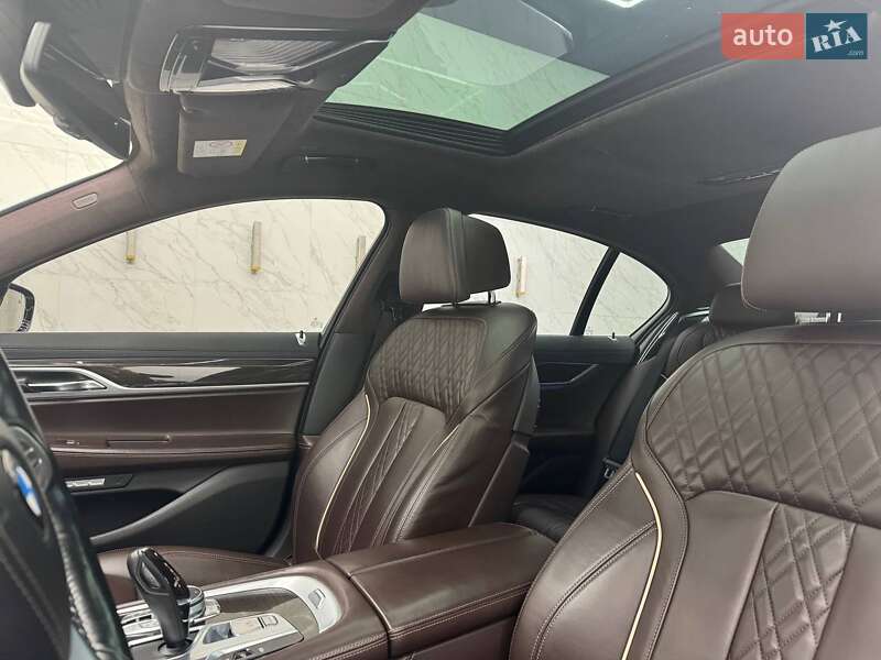 Седан BMW 7 Series 2016 в Черкассах
