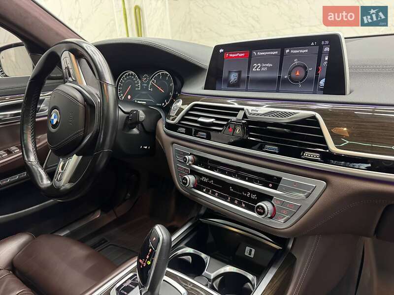 Седан BMW 7 Series 2016 в Черкассах