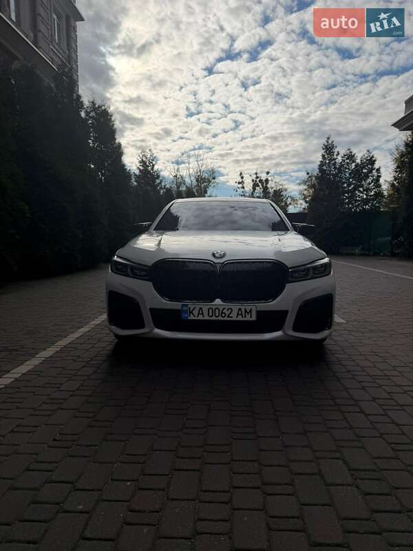 Седан BMW 7 Series 2020 в Киеве