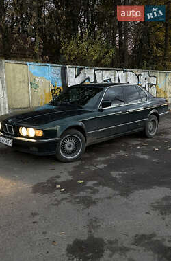 Седан BMW 7 Series 1988 в Винниках