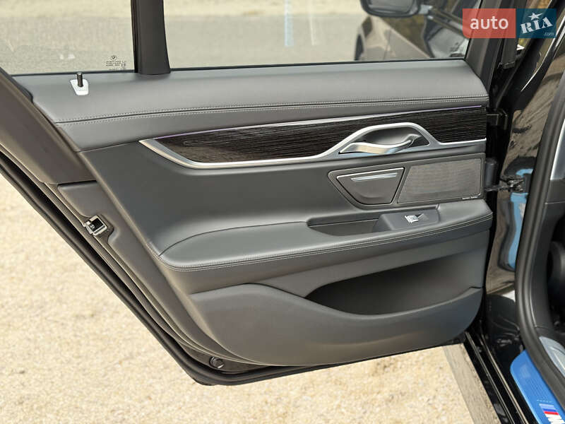 Седан BMW 7 Series 2022 в Днепре фото 24 Седан BMW 7 Series 2022 в Днепре