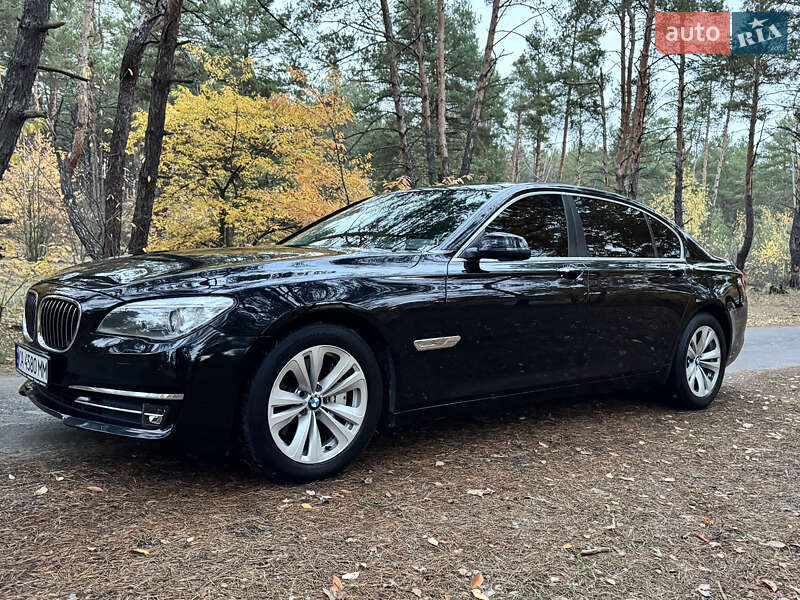 Седан BMW 7 Series 2015 в Киеве