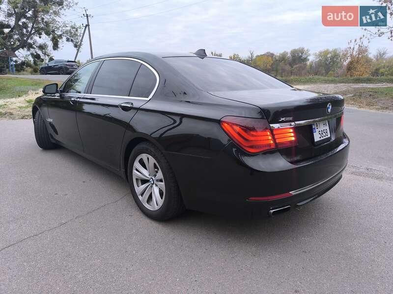 Седан BMW 7 Series 2015 в Полтаве