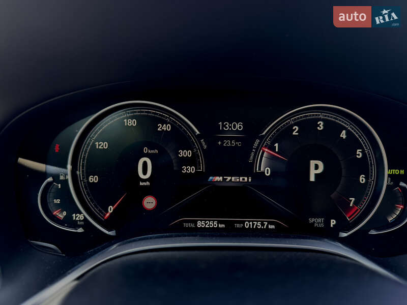 Седан BMW 7 Series 2017 в Киеве