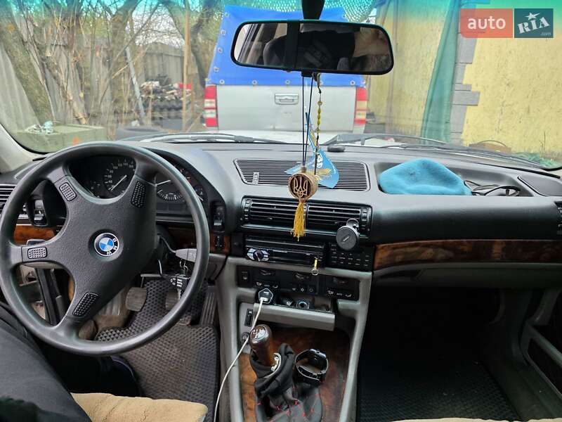 Седан BMW 7 Series 1991 в Слов'янську