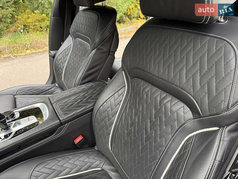 Седан BMW 7 Series 2019 в Ровно фото 56 Седан BMW 7 Series 2019 в Ровно
