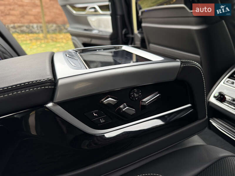 Седан BMW 7 Series 2019 в Ровно фото 108 Седан BMW 7 Series 2019 в Ровно