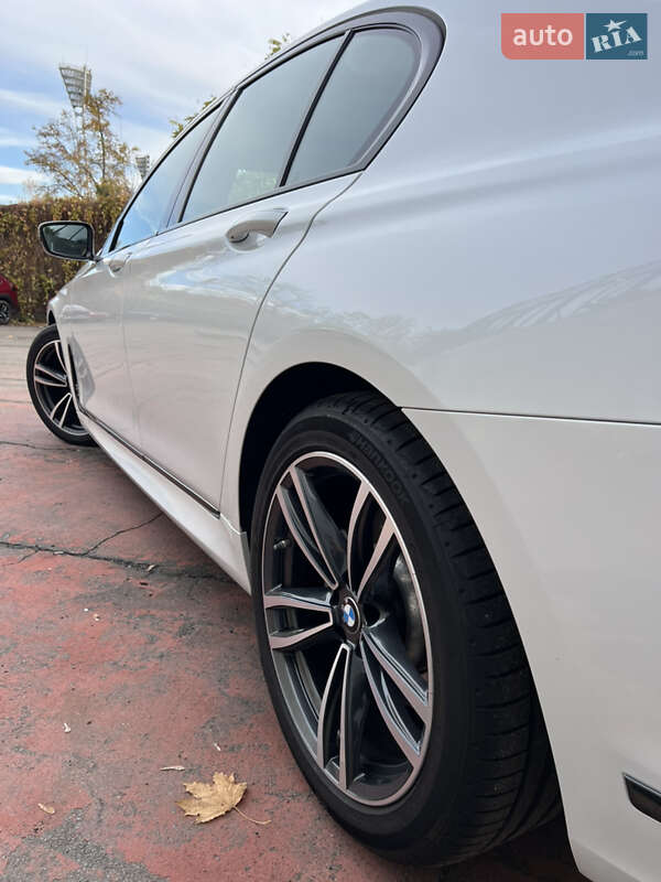 Седан BMW 7 Series 2022 в Киеве фото 6 Седан BMW 7 Series 2022 в Киеве
