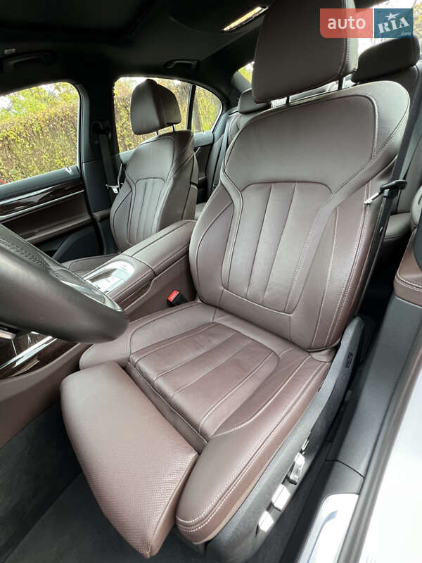 Седан BMW 7 Series 2022 в Киеве фото 20 Седан BMW 7 Series 2022 в Киеве