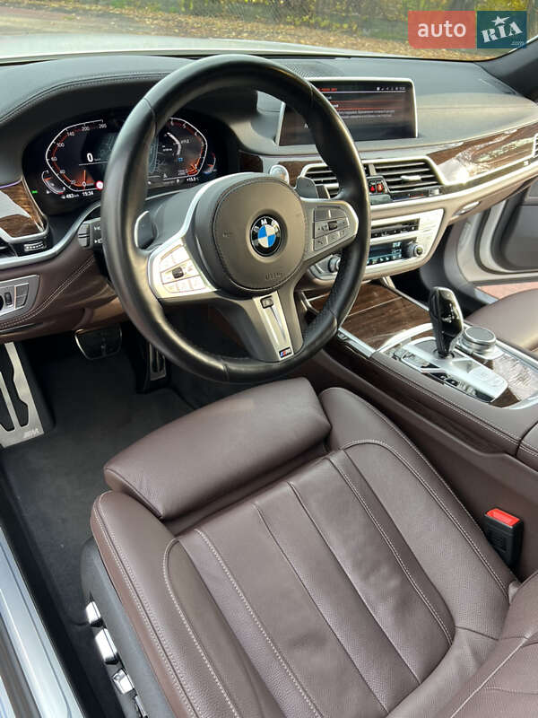 Седан BMW 7 Series 2022 в Киеве фото 33 Седан BMW 7 Series 2022 в Киеве