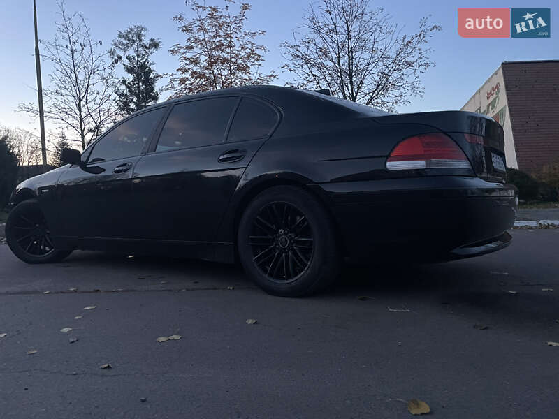Седан BMW 7 Series 2004 в Долине фото 23 Седан BMW 7 Series 2004 в Долине