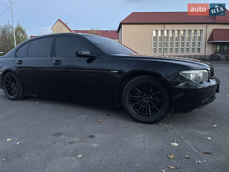 Седан BMW 7 Series 2004 в Долине фото 24 Седан BMW 7 Series 2004 в Долине