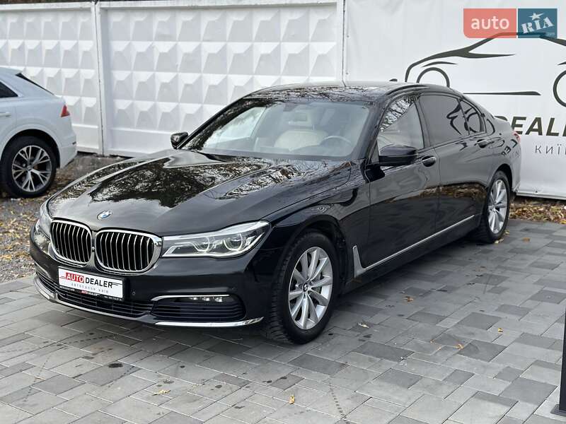 Седан BMW 7 Series 2015 в Киеве фото 4 Седан BMW 7 Series 2015 в Киеве