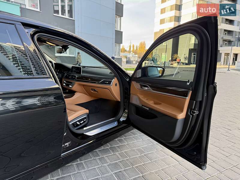 Седан BMW 7 Series 2016 в Одессе фото 59 Седан BMW 7 Series 2016 в Одессе