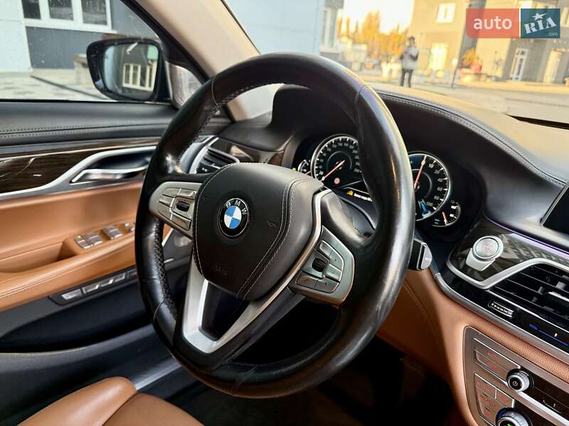 Седан BMW 7 Series 2016 в Одессе фото 68 Седан BMW 7 Series 2016 в Одессе