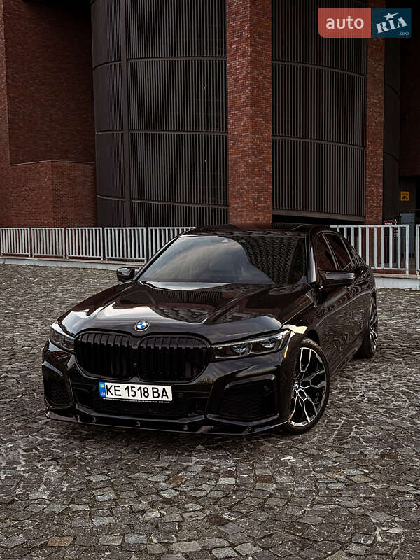 Седан BMW 7 Series 2018 в Дніпрі