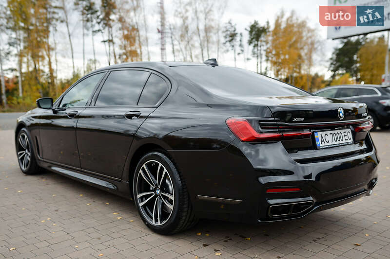 Седан BMW 7 Series 2019 в Києві
