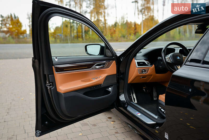 Седан BMW 7 Series 2019 в Києві