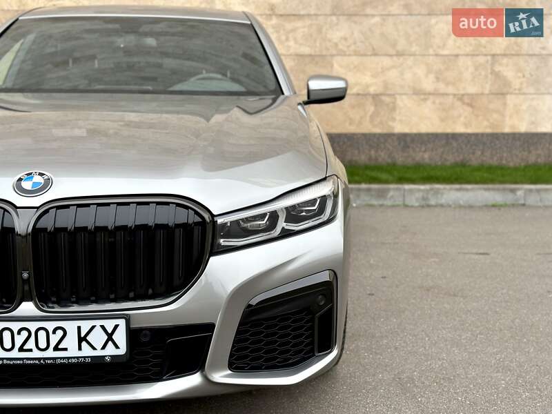 Седан BMW 7 Series 2022 в Киеве
