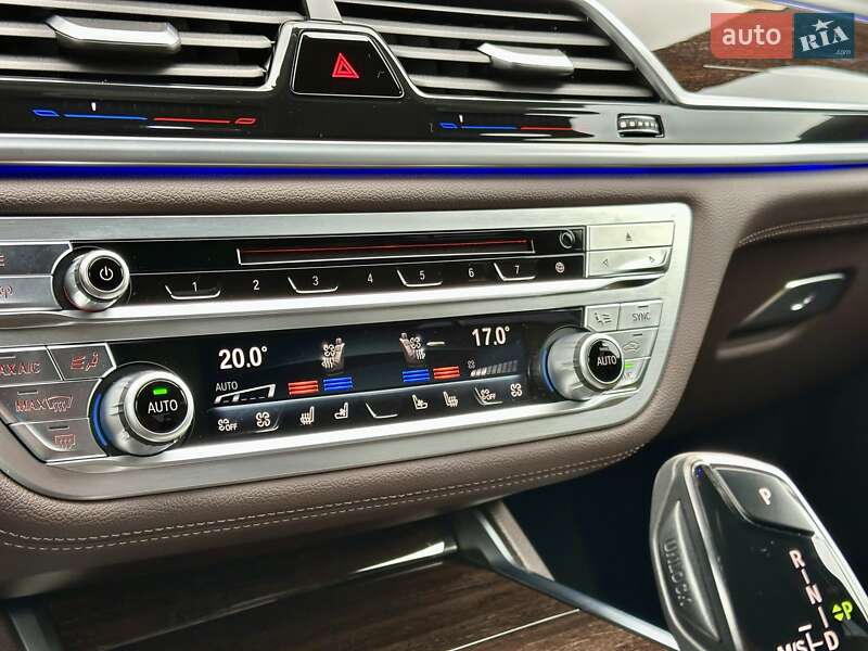 Седан BMW 7 Series 2022 в Киеве