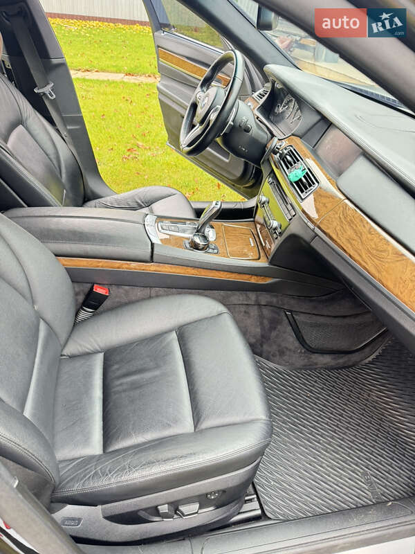 Седан BMW 7 Series 2010 в Киеве фото 15 Седан BMW 7 Series 2010 в Киеве