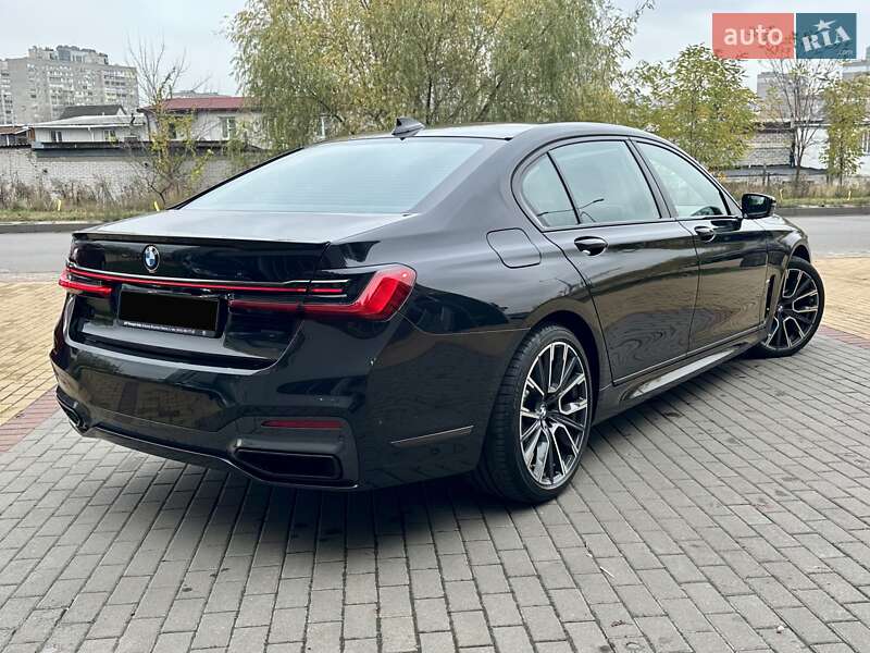 Седан BMW 7 Series 2022 в Киеве