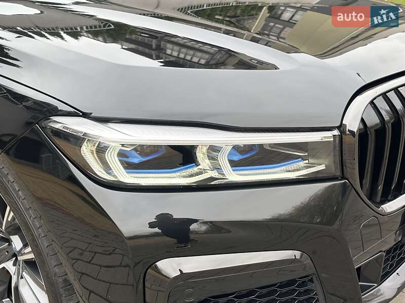 Седан BMW 7 Series 2022 в Киеве