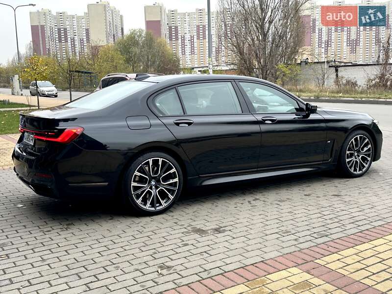 Седан BMW 7 Series 2022 в Киеве
