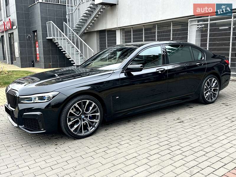 Седан BMW 7 Series 2022 в Киеве