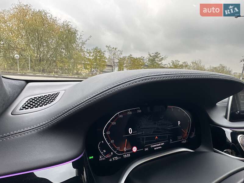 Седан BMW 7 Series 2022 в Киеве