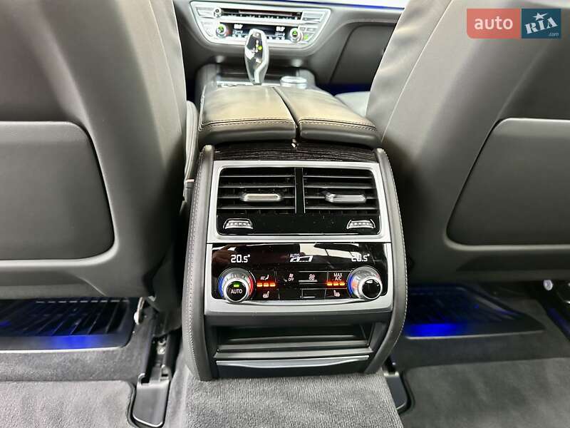Седан BMW 7 Series 2022 в Киеве фото 84 Седан BMW 7 Series 2022 в Киеве