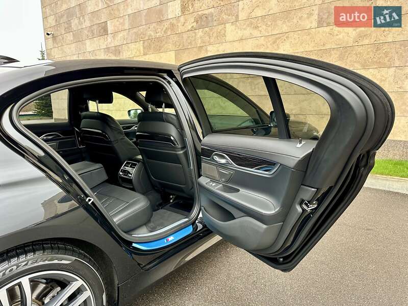 Седан BMW 7 Series 2022 в Киеве фото 87 Седан BMW 7 Series 2022 в Киеве
