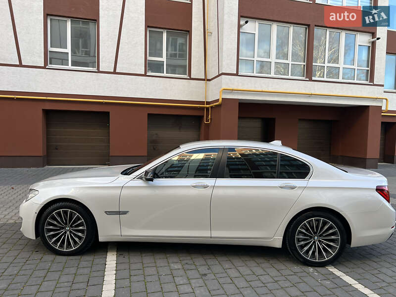 Седан BMW 7 Series 2012 в Ивано-Франковске