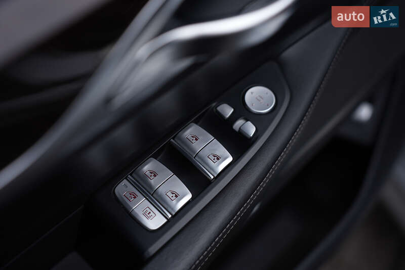 Седан BMW 7 Series 2015 в Ровно фото 38 Седан BMW 7 Series 2015 в Ровно