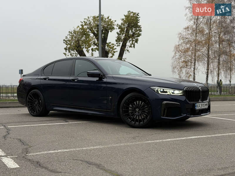 Седан BMW 7 Series 2022 в Киеве
