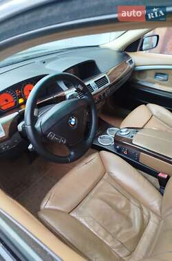 Седан BMW 7 Series 2004 в Полтаві