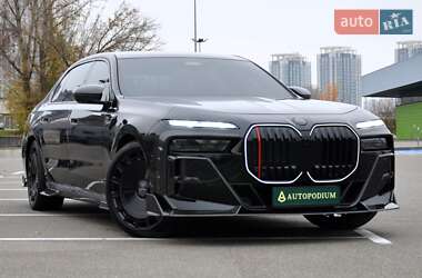 Седан BMW 7 Series 2024 в Киеве