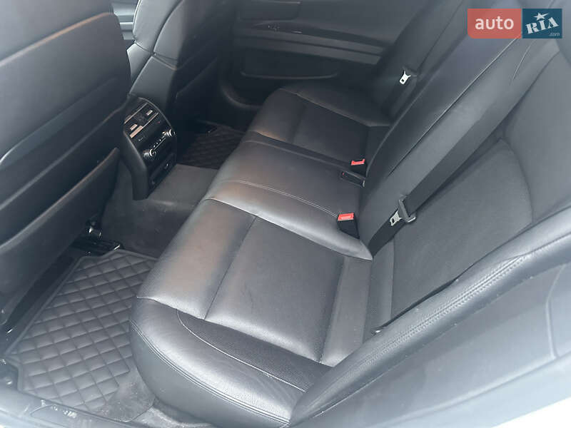 Седан BMW 7 Series 2011 в Черновцах фото 22 Седан BMW 7 Series 2011 в Черновцах