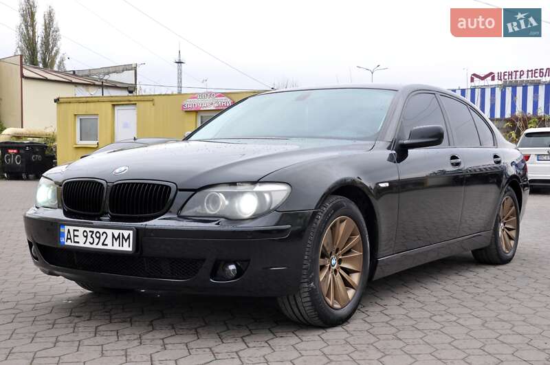 Седан BMW 7 Series 2007 в Львове