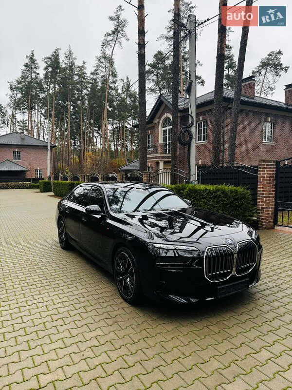 Седан BMW 7 Series 2023 в Киеве фото 5 Седан BMW 7 Series 2023 в Киеве