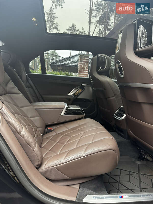 Седан BMW 7 Series 2023 в Киеве фото 44 Седан BMW 7 Series 2023 в Киеве
